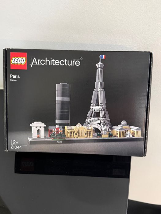 Lego Architecture 21044