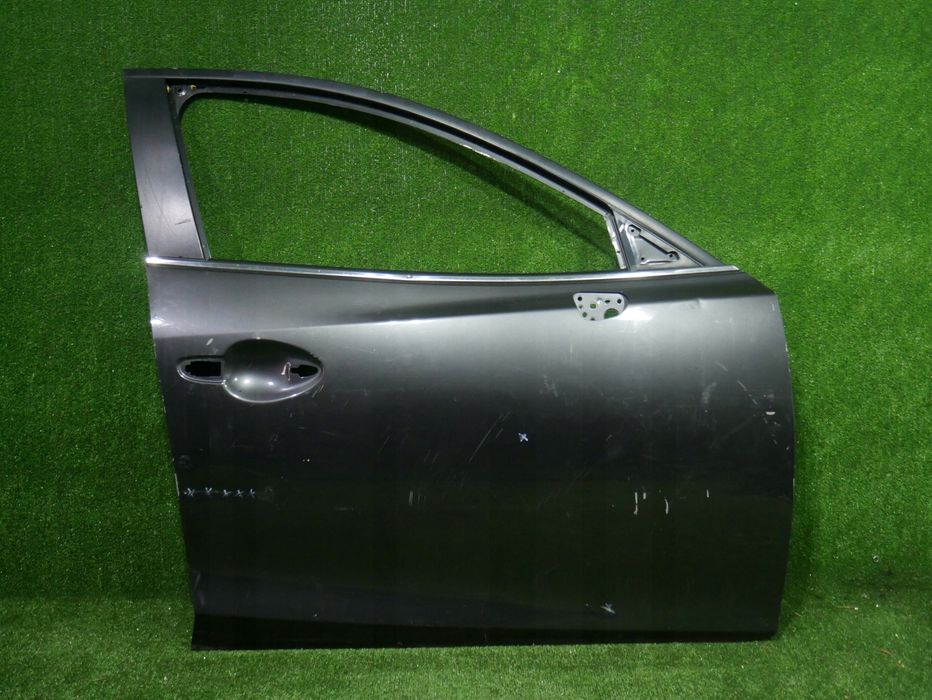 mazda iii drzwi prawy przód ok 600