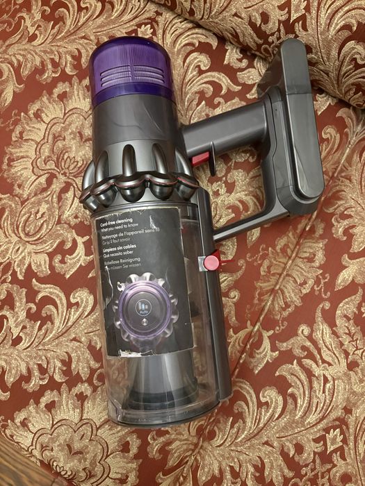 пилосос dyson v11