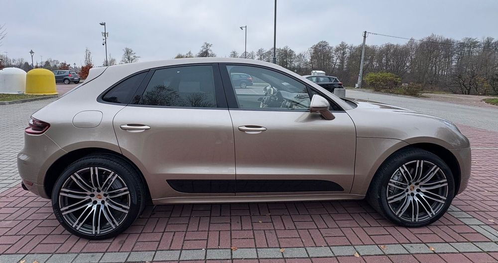 Porsche Macan Porsche Macan , mały przebieg, jedyny taki na OTO MOTO