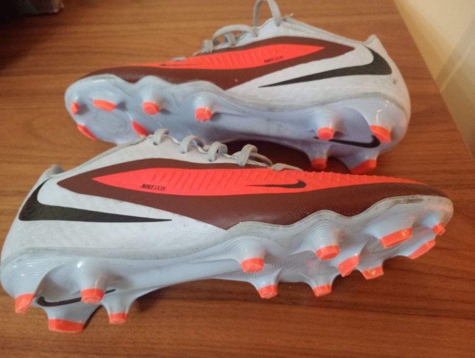 Chuteiras Nike Phanton 37.5 modelo elite como novas