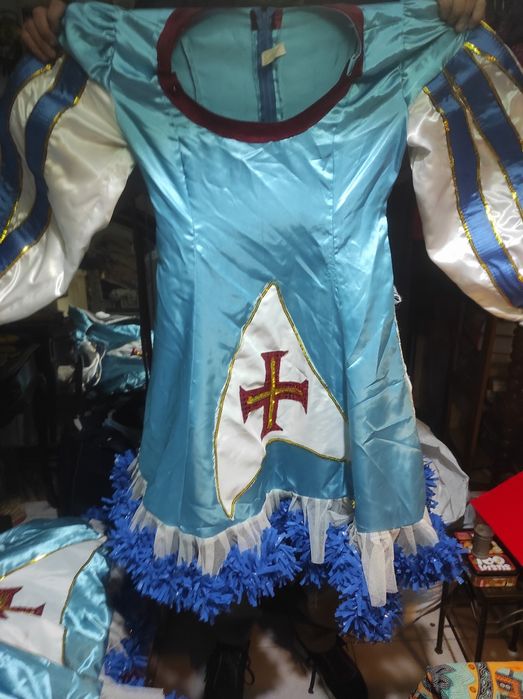Vestido de marcha ou carnaval