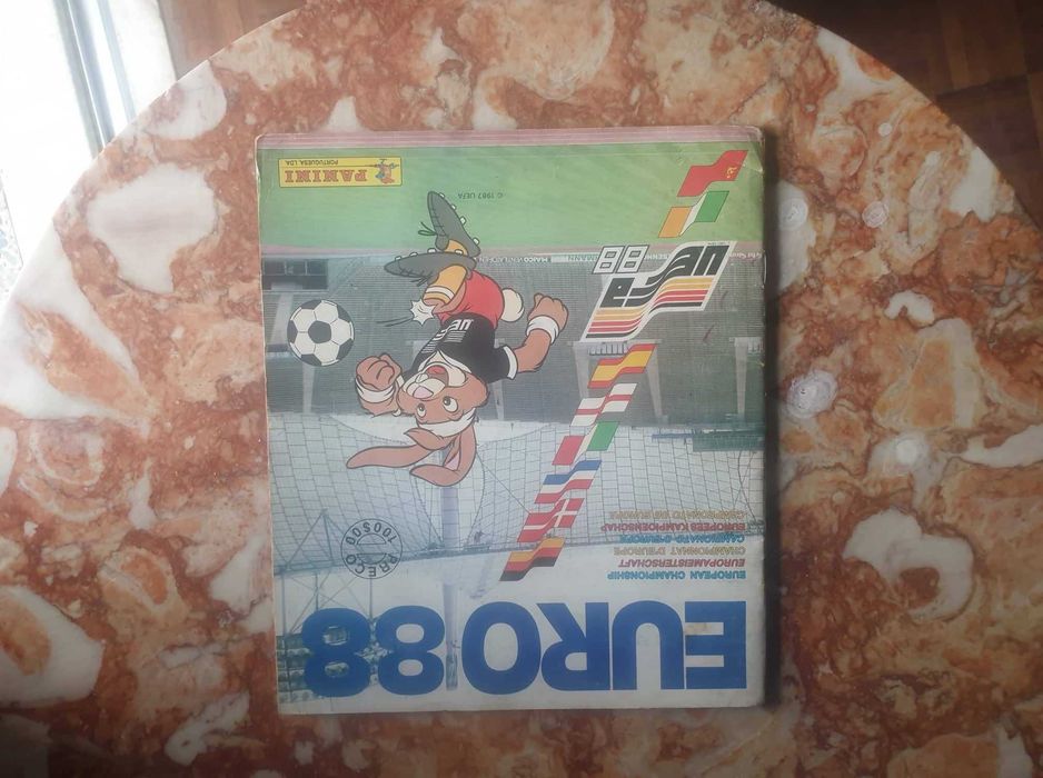 Vendo Cromos Recuperados Mundial 82,86 e 90, Euro 88, 92 e 2000 Panini