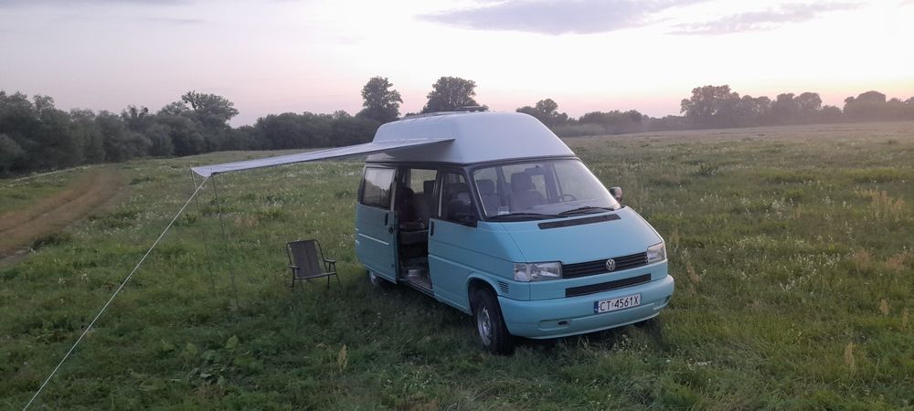 Markiza zadaszenie kamper przyczepa niewiadów daszek