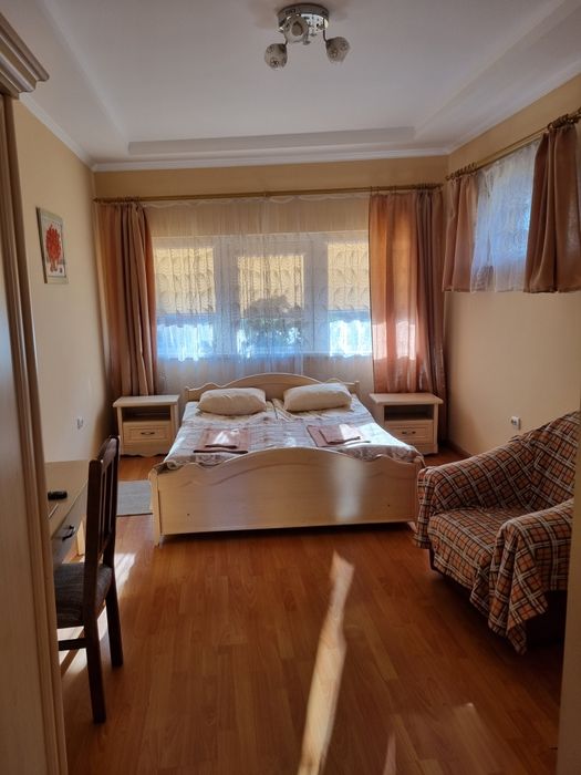 VILLA VERA Садиба біля   басейнів Спорткомплекс Закарпаття  і Жайворонок