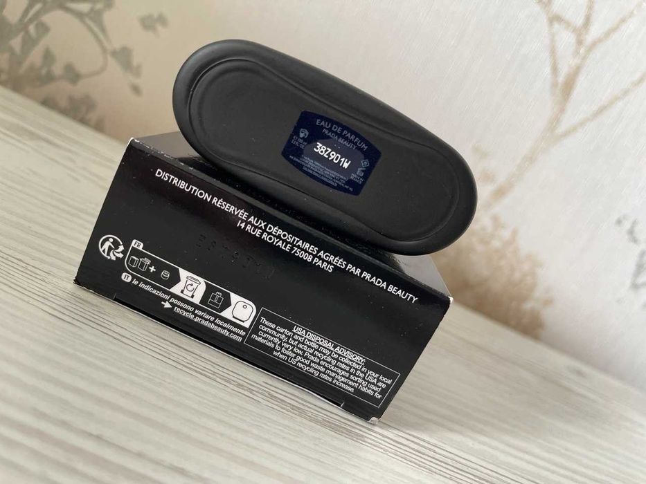 Prada Luna Rossa Black
