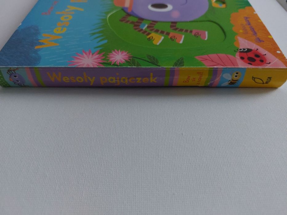 Wesoły pajączek - książka z ruchomymi elementami