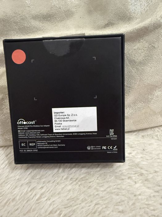 Ottocast U2AIR Pro – Bezprzewodowy Adapter Dongle Apple CarPlay
