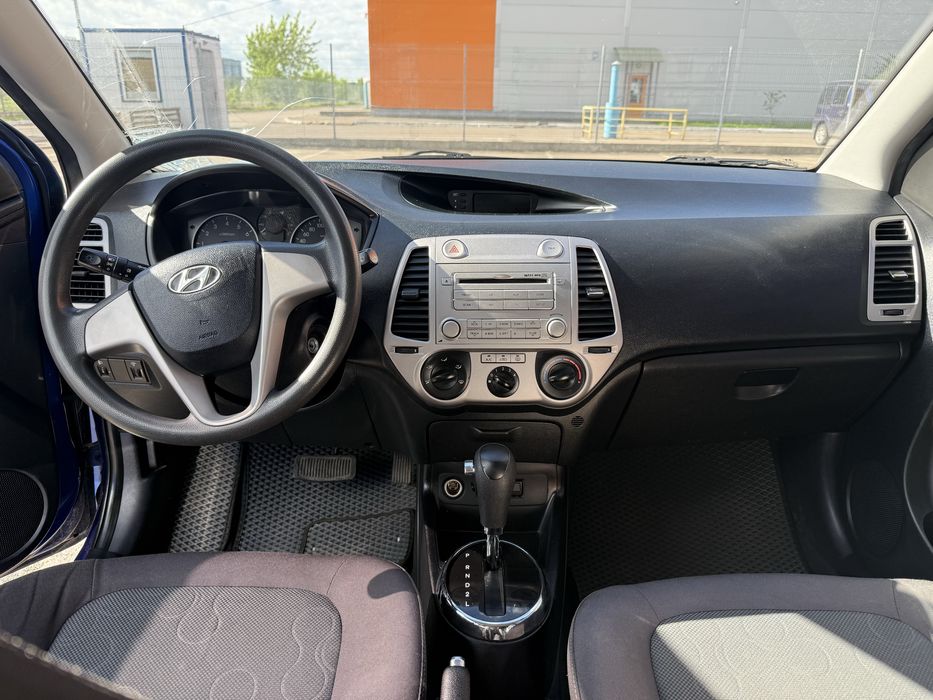 Huyndai i20 авто