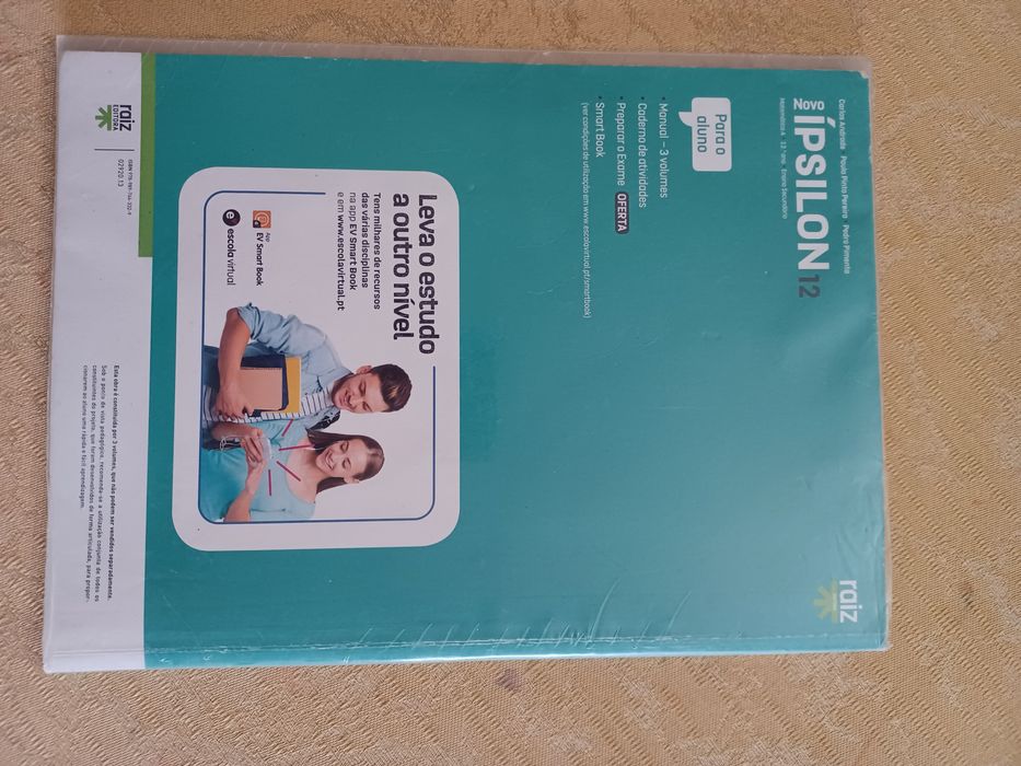 Manual - Novo Ípsilon 12 - Matemática A - 12.º ano Escolar