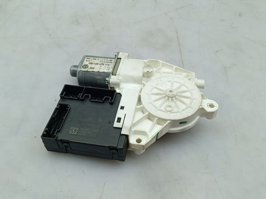 Motor vidro frente esquerdo VOLKSWAGEN Golf VI Variant (AJ5)