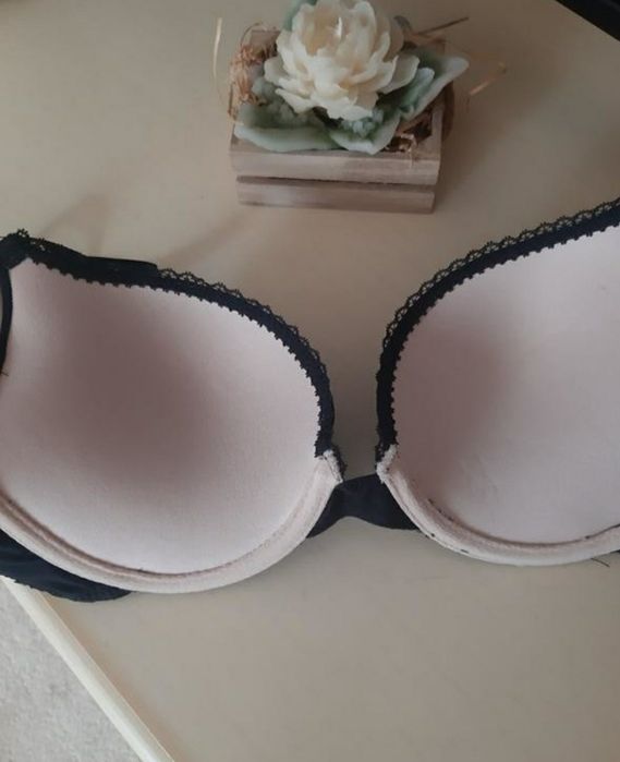 Бюстик F&F ,70B,стан нового