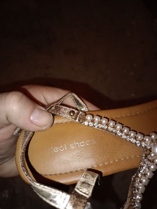 Buty damskie sandały