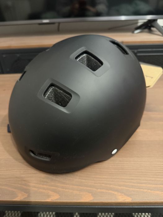 Kask na deskorolke, hulajnoge