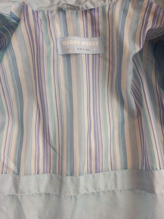 Демісезонна куртка