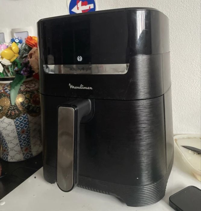 Airfryer and grill moulinex