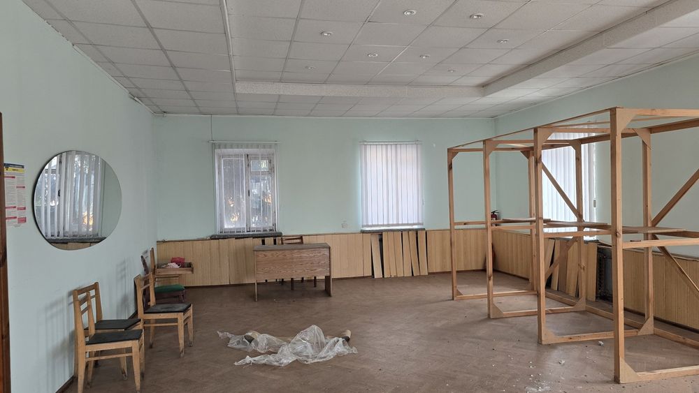 Продаж будівлі 452 м.кв. + 20,7 соток, Коростишів