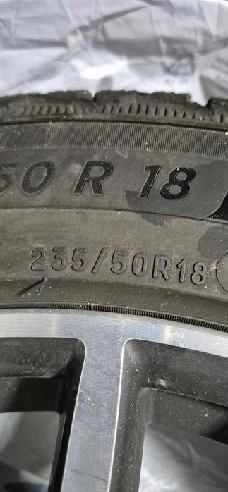 Jantes Mustang 235/50R18