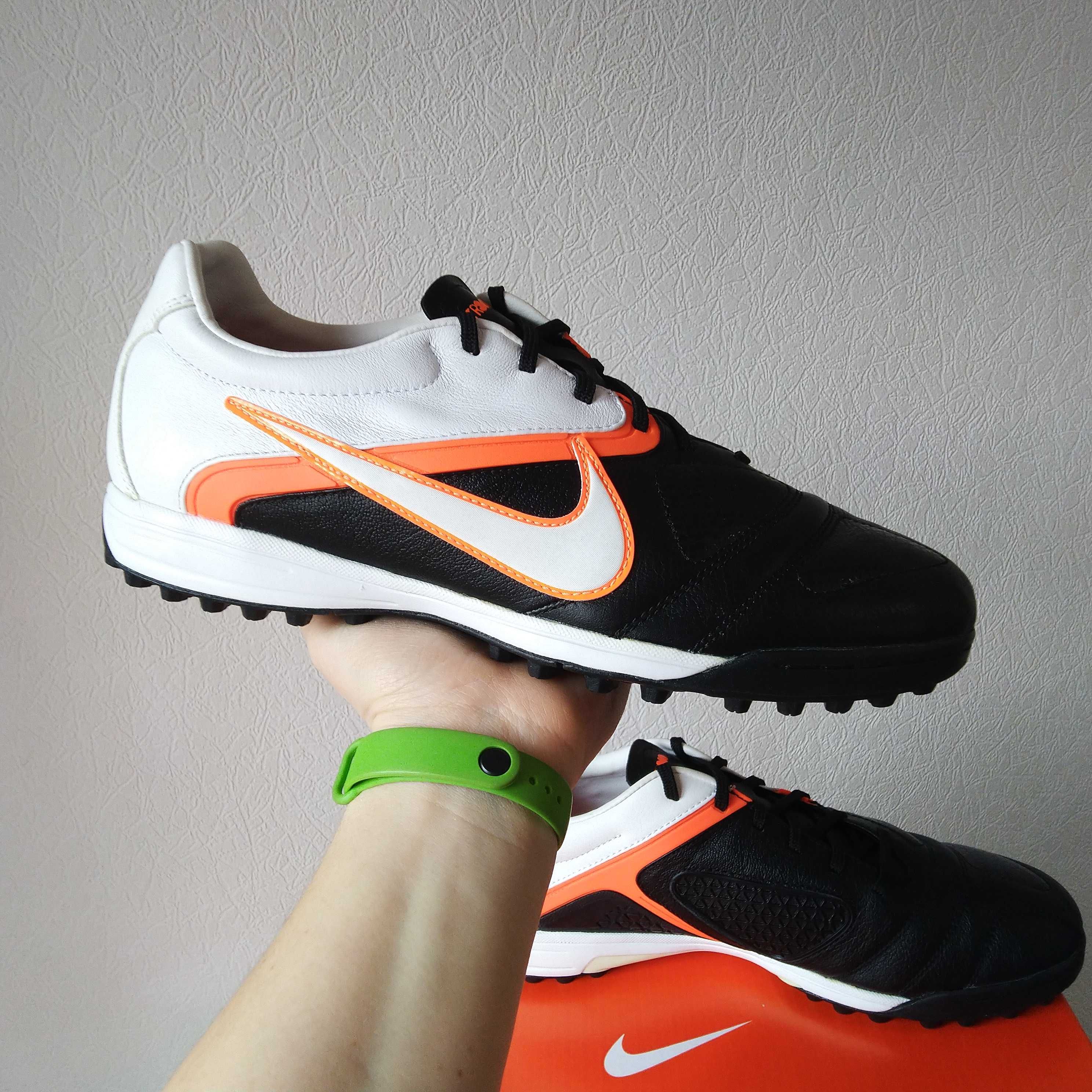 43 44 Nike CTR360 Libretto II.