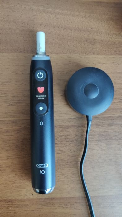 Szczoteczka Oral-B IO9