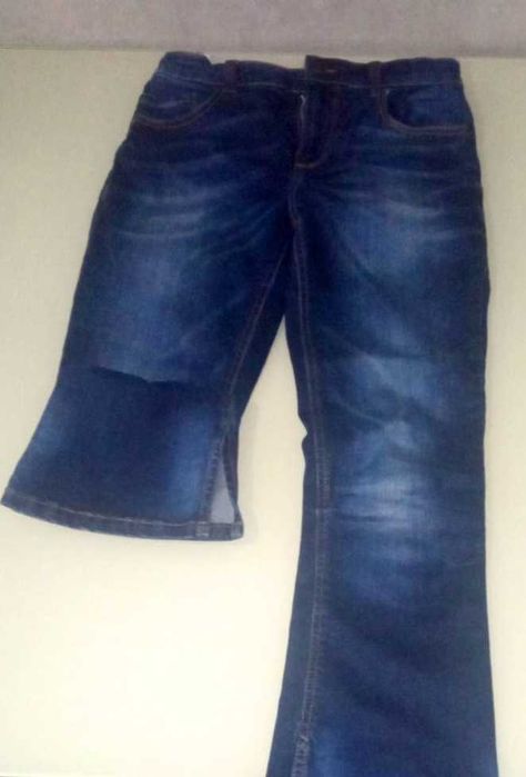 Джинсы для девочки Benetton