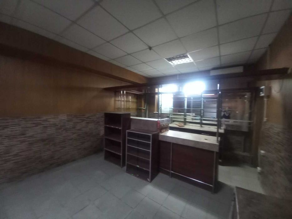 Продам комерційне приміщення,по вул.Студенська,р-н Щасливого. - View 6