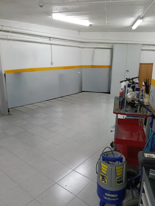 Garagem centro do montijo. Rua Santos Oliveira