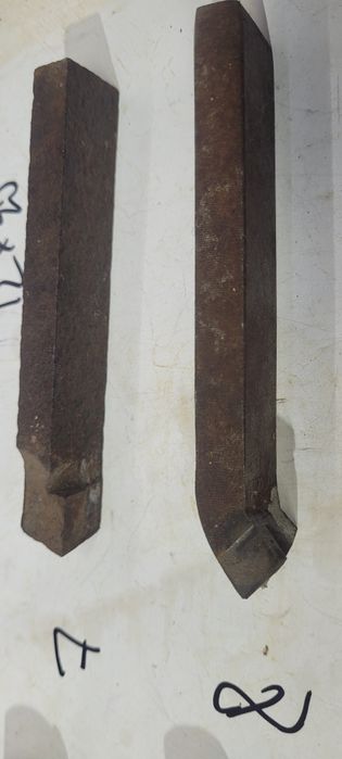 Продам токарный резец