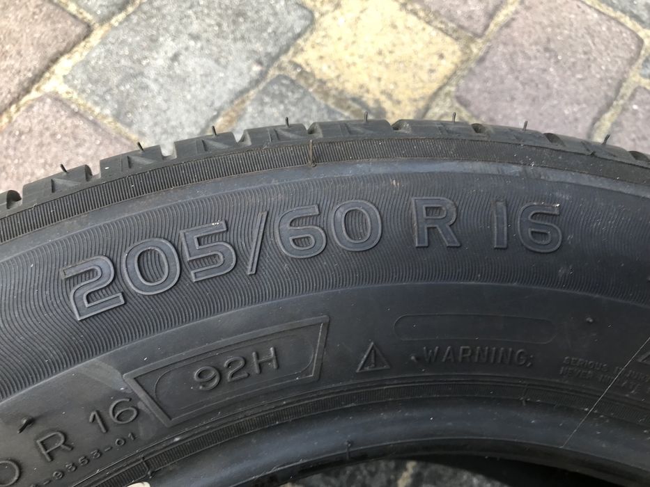 Opona letnia Michelin 205/60 R16