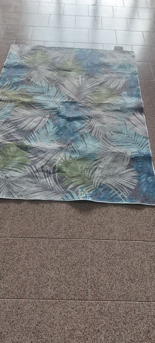 Vendo carpete linda  1,40 × 2,00.