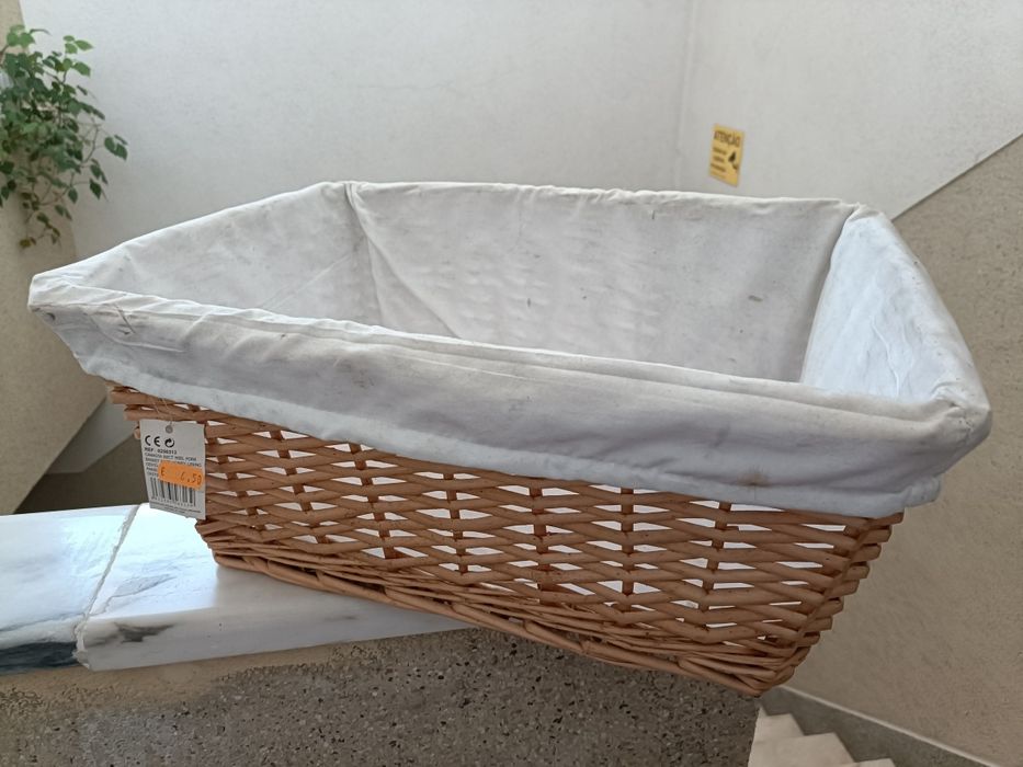 Cesto verga com forro tecido