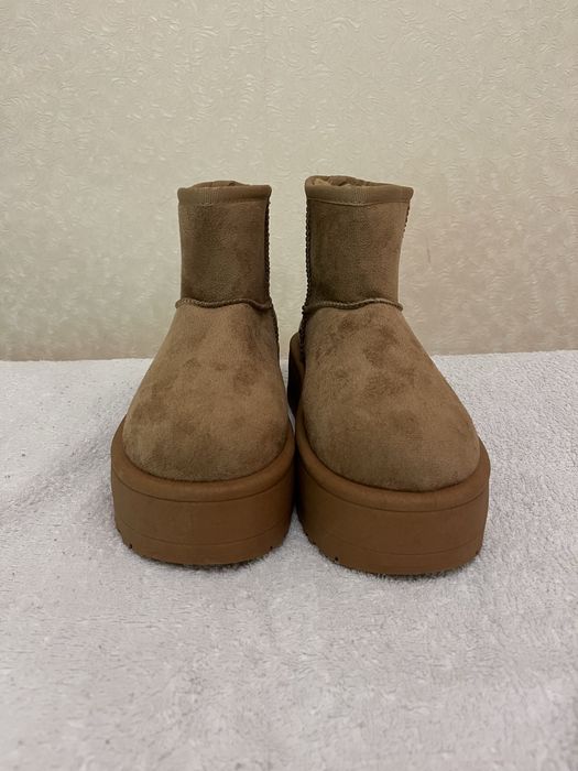 Уги жіночі 38 розмір