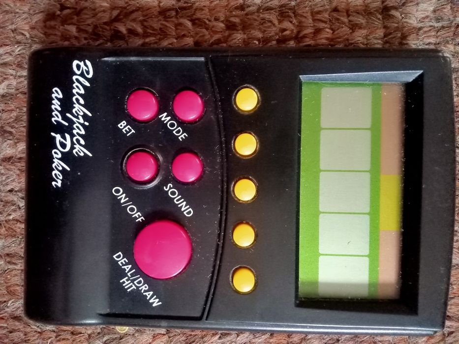 Гра Блек Джек і покер.