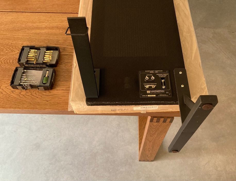 Suportes para Magnepan LRS+ (stands for Magnepan LRS+)