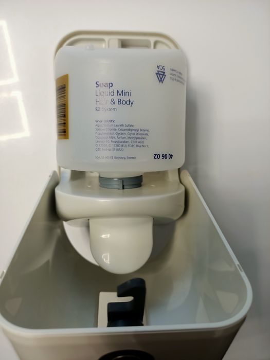 Dozownik na mydło w pianie Tork