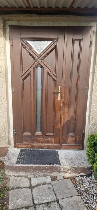 Drzwi wejściowe drewniane dwuskrzydłowe  BEZ FUTRYNY