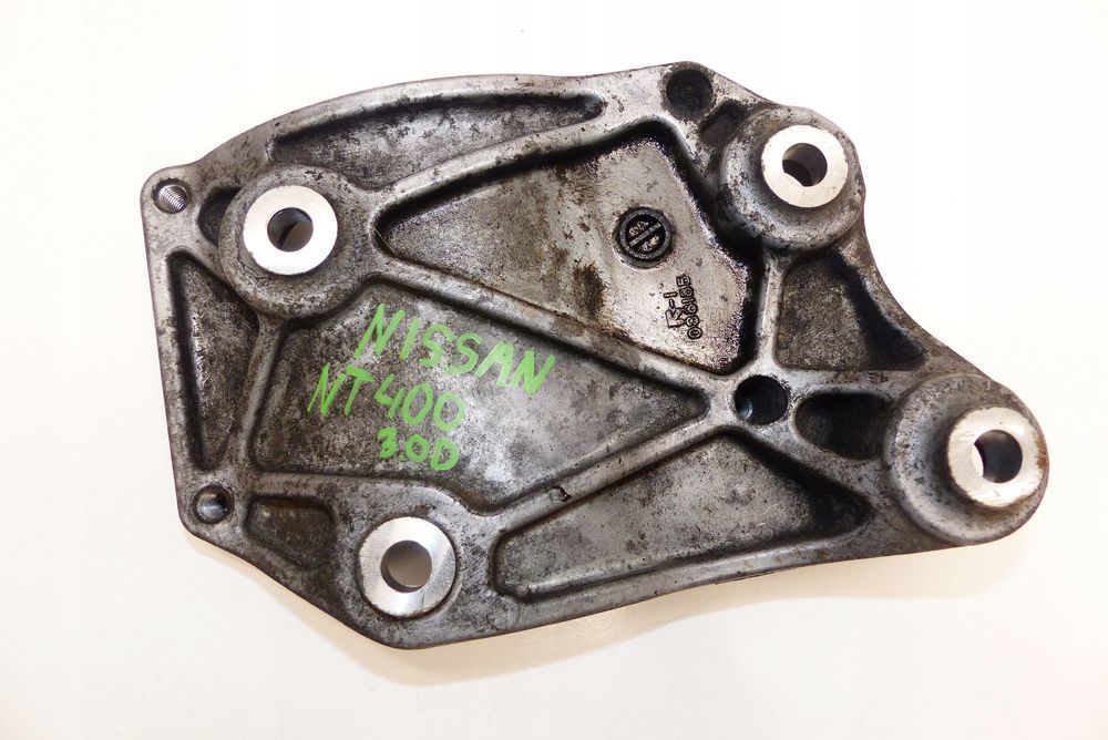 Łapa / wspornik silnika NISSAN NT400 Cabstar ZD30 3.0 DCI Euro6