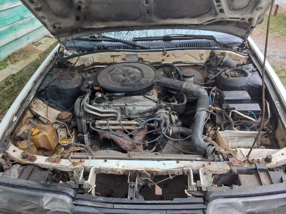 Mazda 626 1988 года