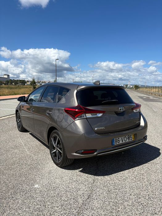 Toyota Auris Touring Sports 1.8  Hybrid GPL
