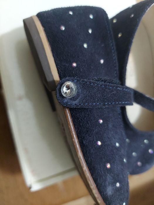 Продам туфлі на дівчинку. Оригінал