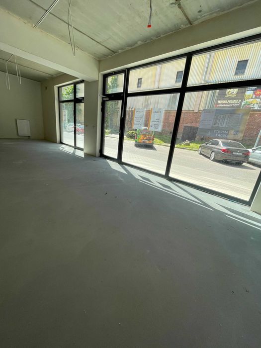 Neogcjuj cenę, duże witryny - biuro,gabinety lekarskie - 195,74 m2