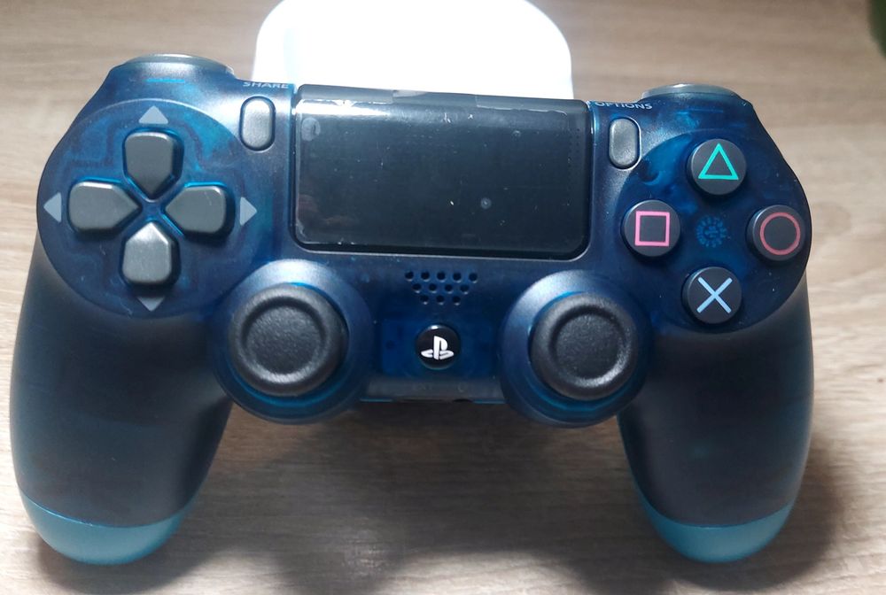 Pad do konsoli ps4