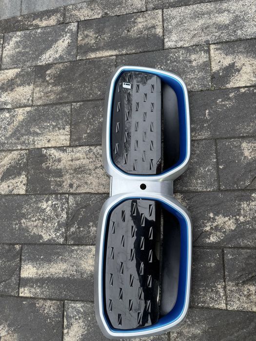 Решітка Bmw ix3