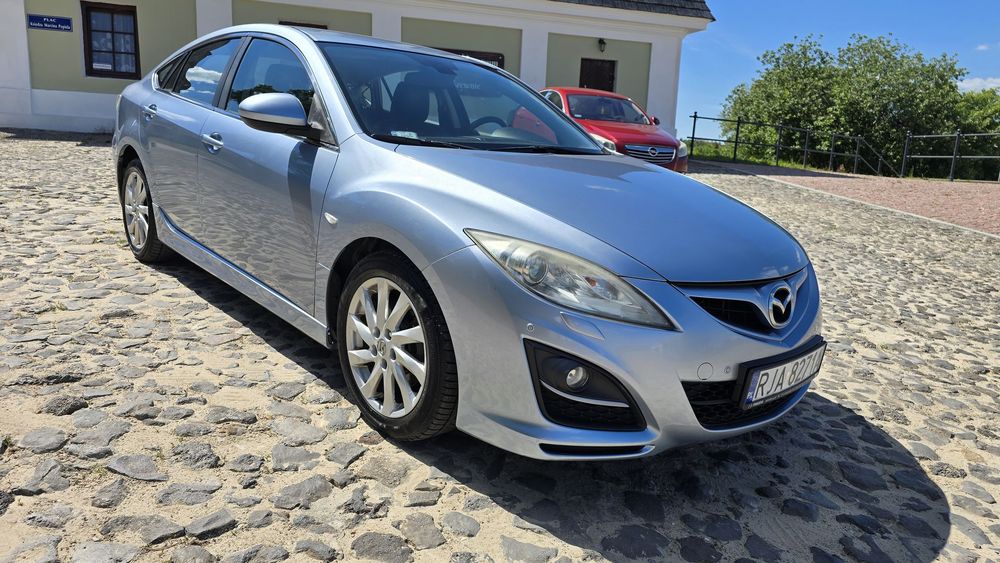Mazda 6