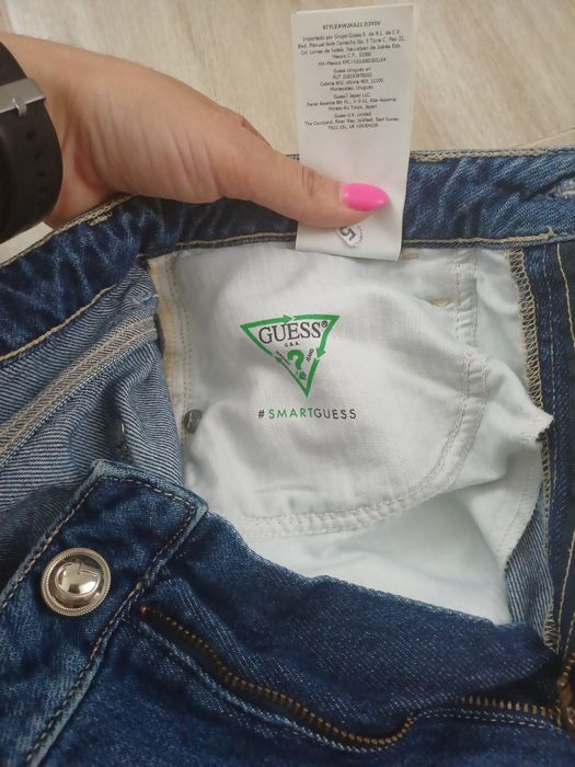 Damskie spodnie jeansowe Guess mom jeans