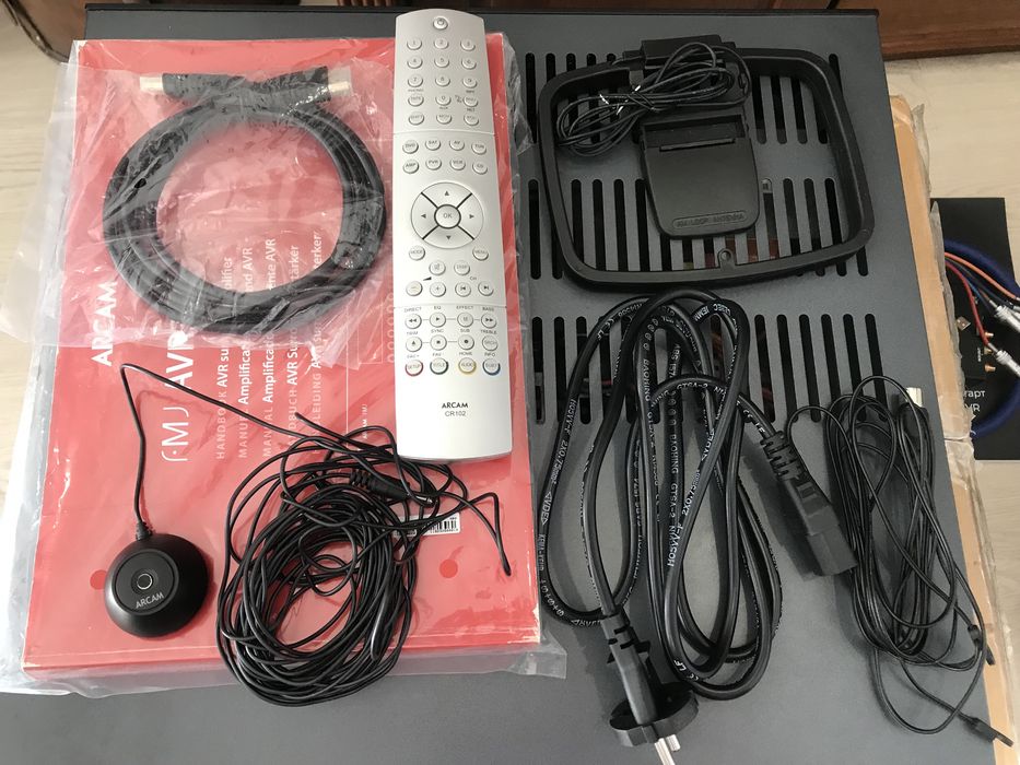 Amplificador Arcam FMJ AVR 360