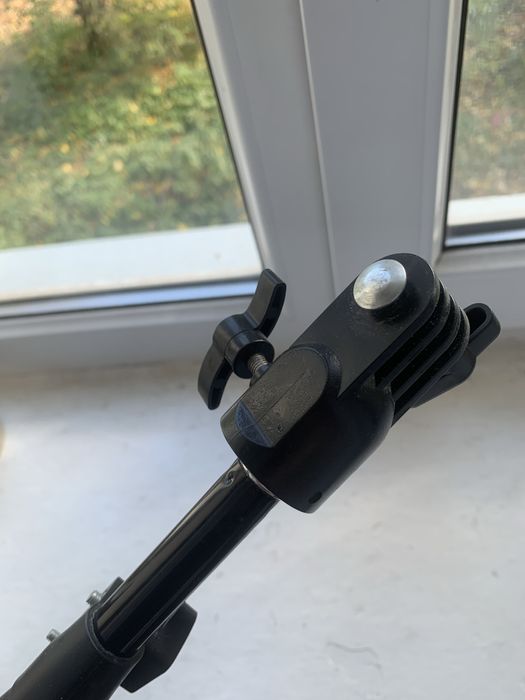 Продам штатив  почти новый