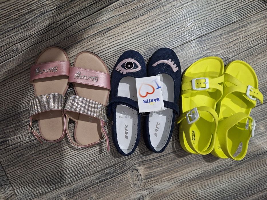 Buty dla dzieeczynki.Klapki 30, sandały 31, buty Bartek nowe 32