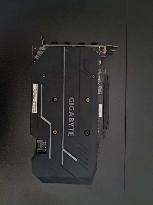 Placa Gráfica Gigabyte GTX 1660 Super