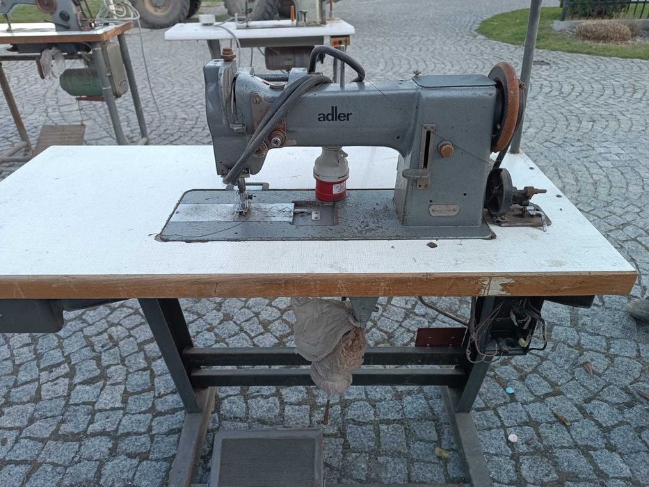 Maszyny do Szycia -potrójny transport